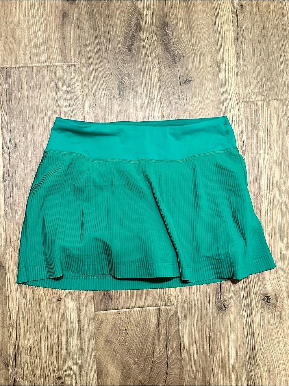 Lululemon Pleat to Street Mid-Rise Skirt Green Skirt